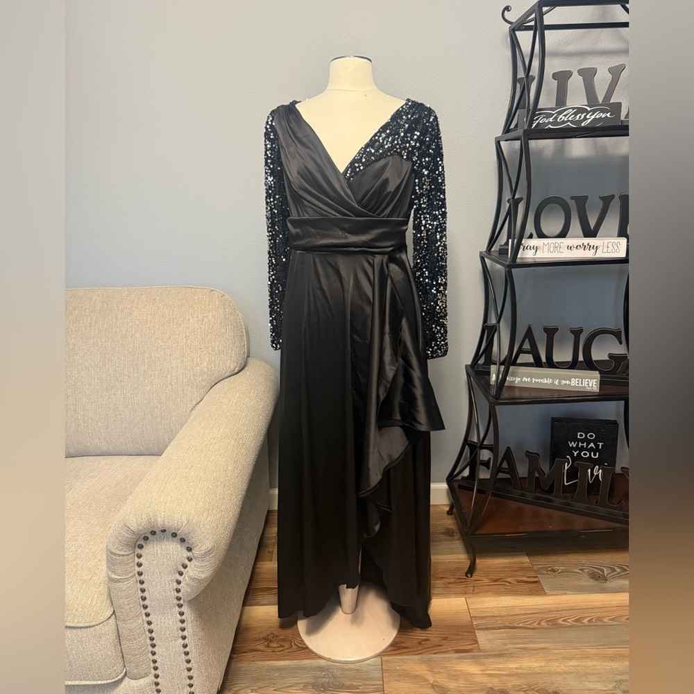 SHEIN Black Sequin Long Sleeve Dress